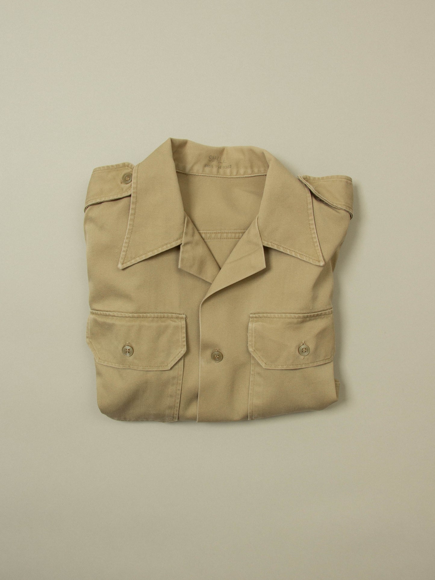 Vtg 1960s US Army Khaki Officer Shirt (S)