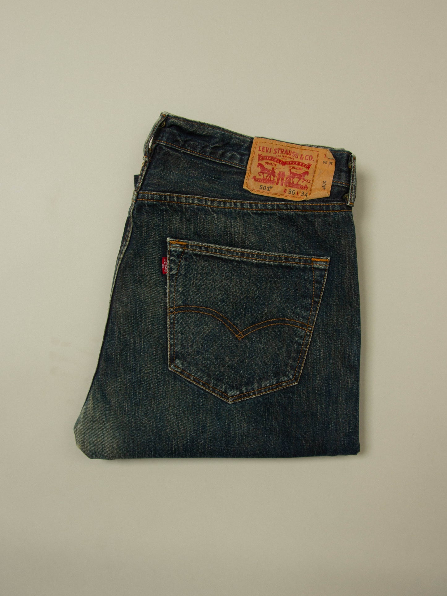 Vtg Levi's 501 Jeans (38x35)