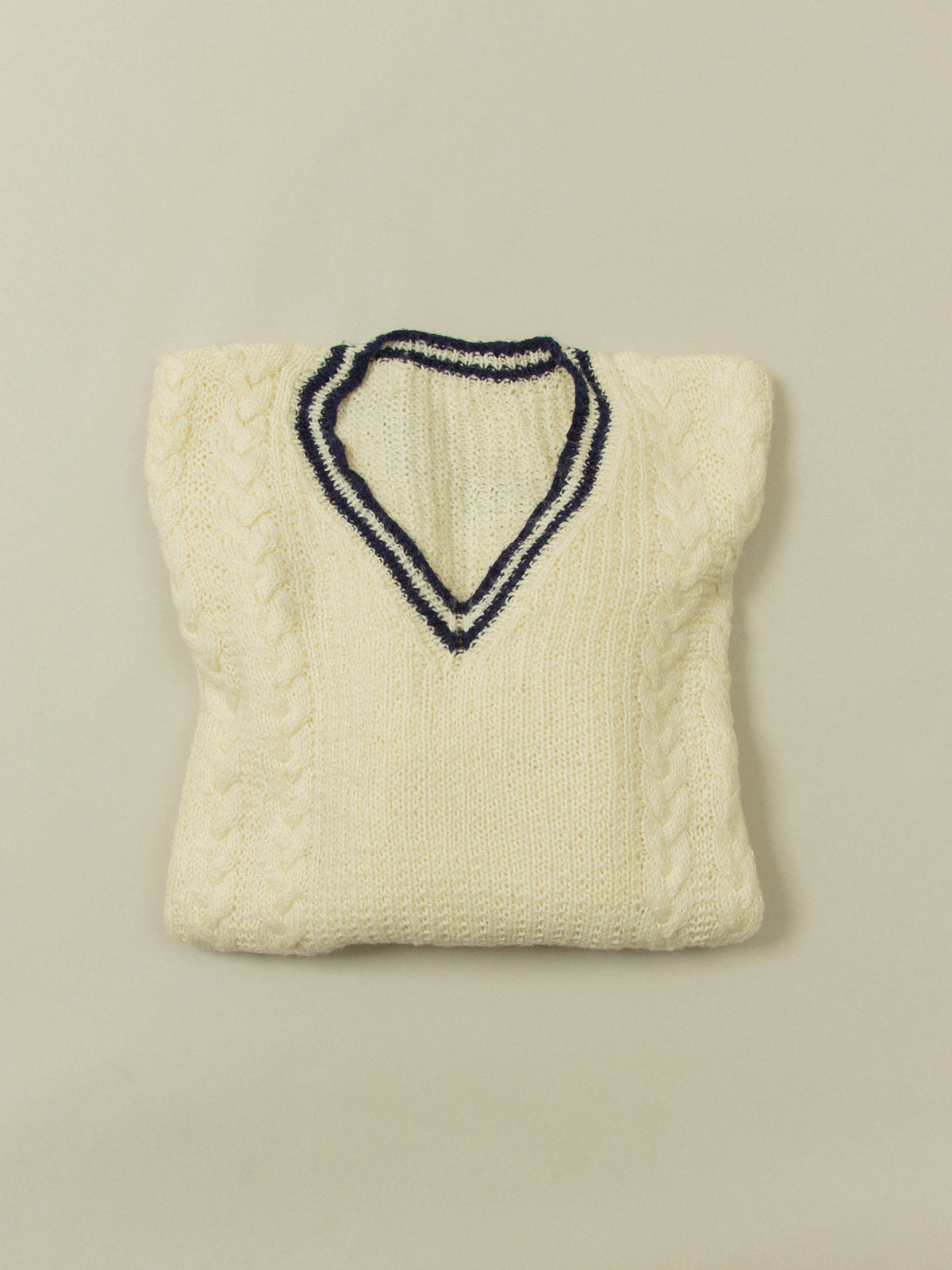 Vtg 1970s V-Neck Cricket Sweater (M)