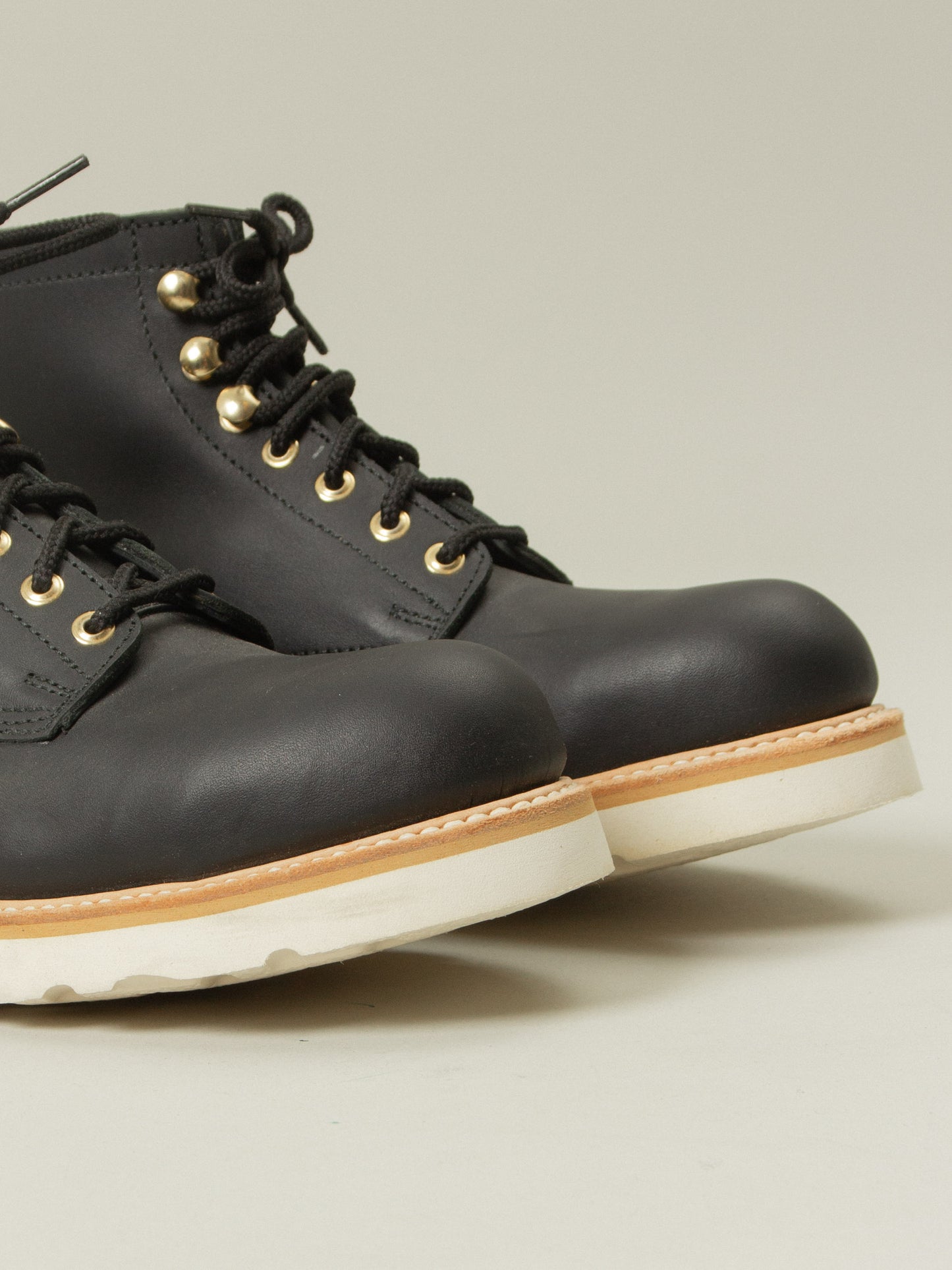 Mayura Black Worker Boots Vibram