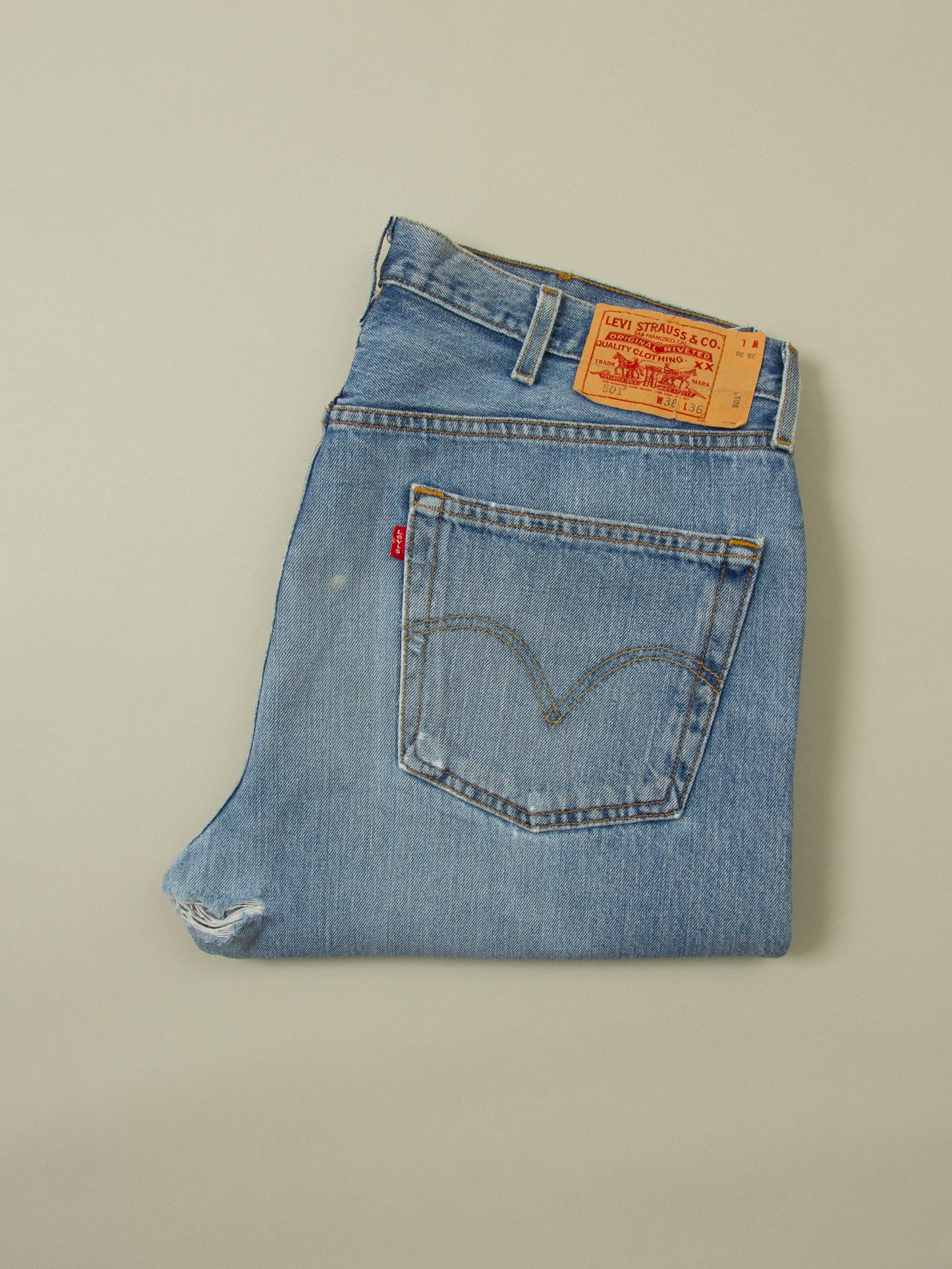 Vtg Levi's 501 Jeans (38x35)