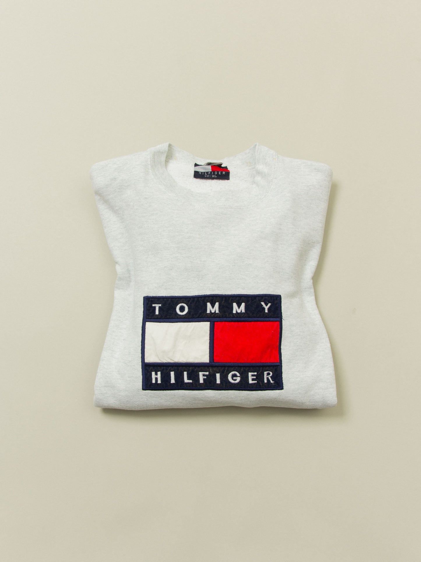 Vtg 1990s Tommy Hilfiger Logo Sweatshirt – Made in USA (XXL)