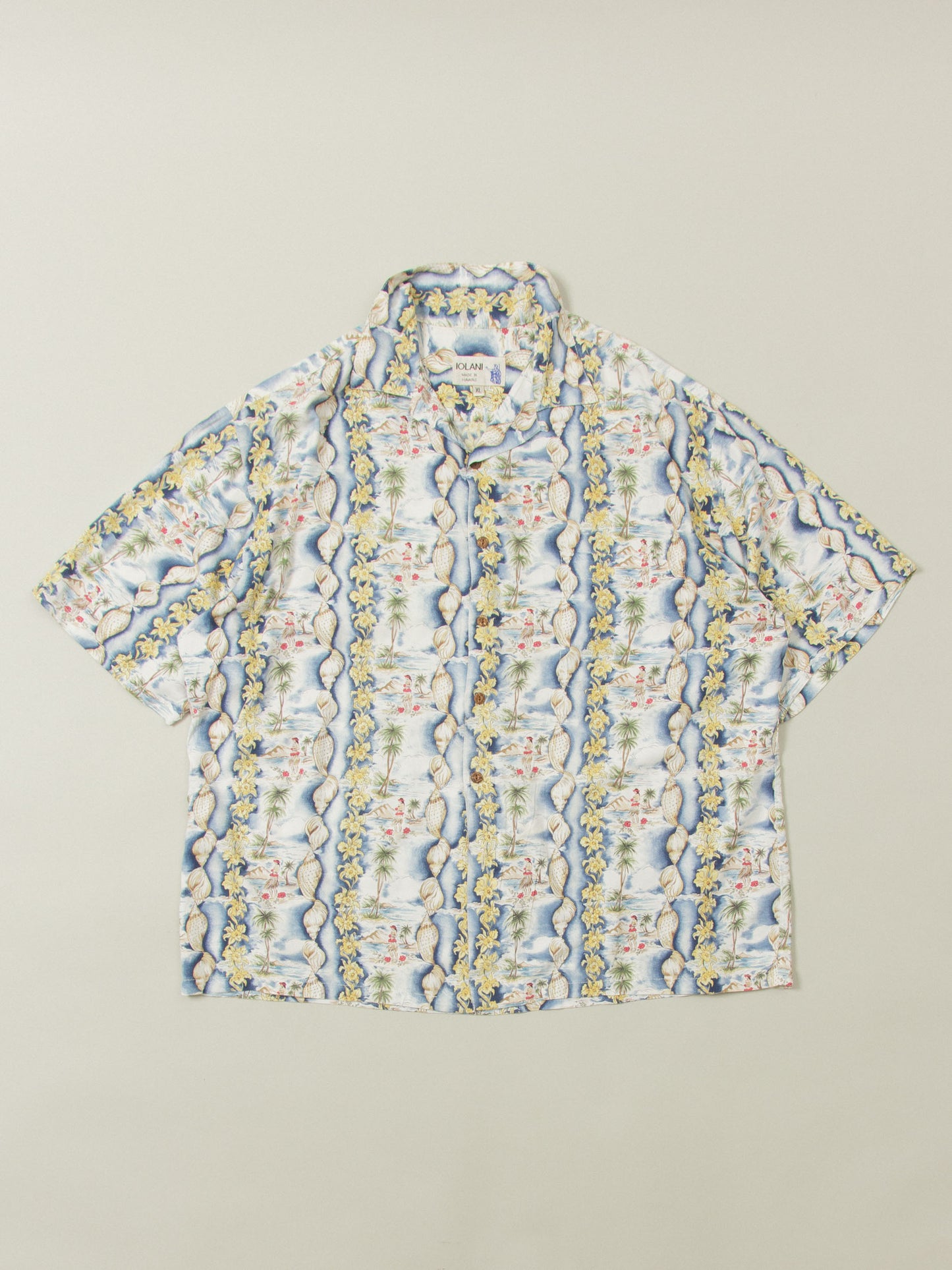 Vtg 1990s Hawaiian Shirt - Made in Hawaii (L)