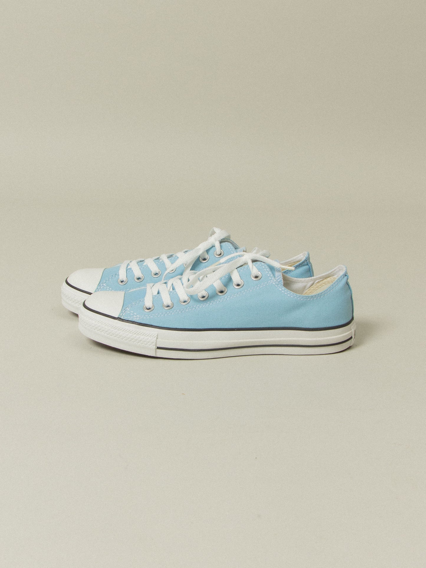 NOS Early 2000s Converse All Star Low-Top - Light Blue