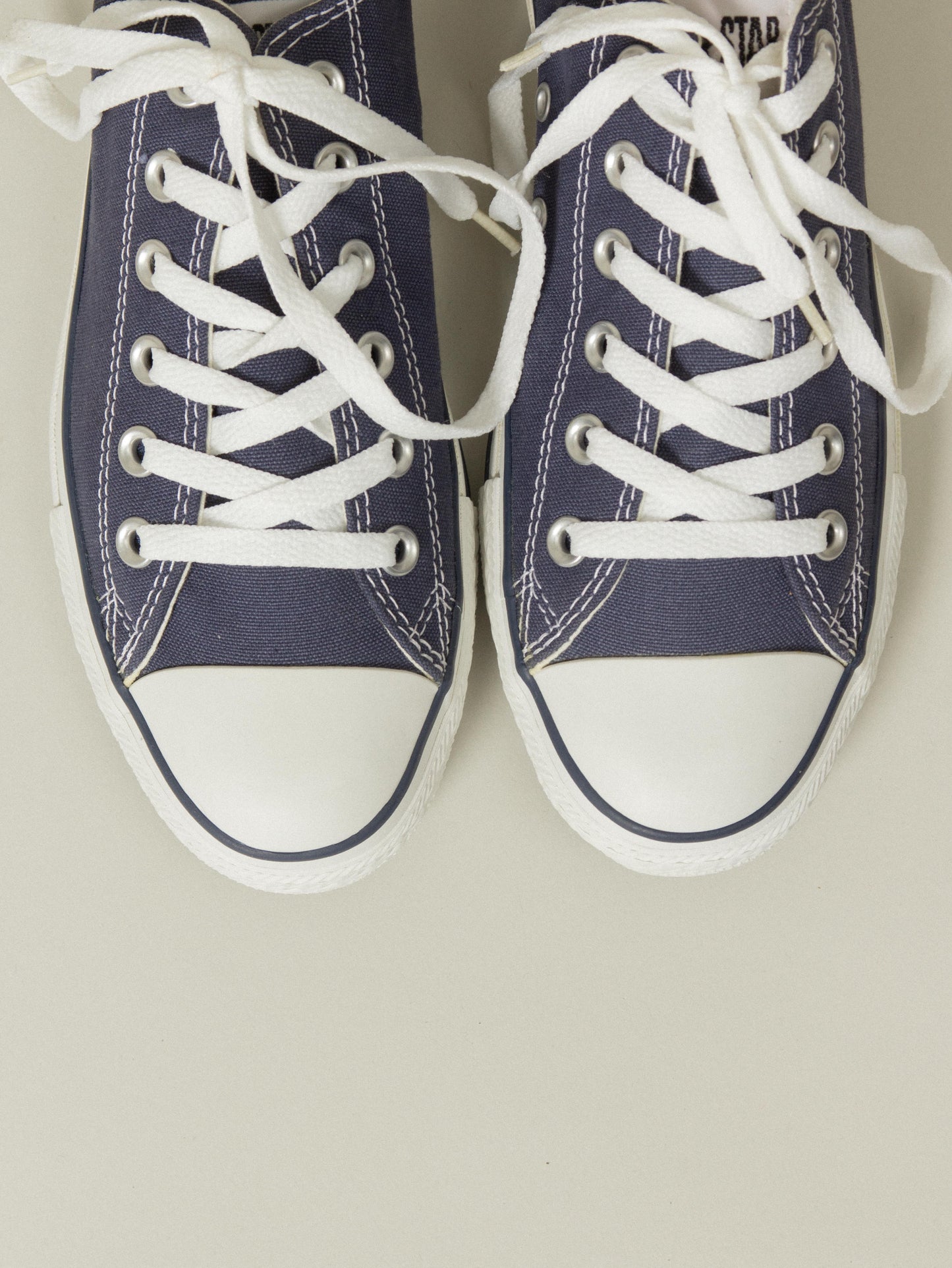 NOS Early 2000s Converse All Star Low-Top - Navy