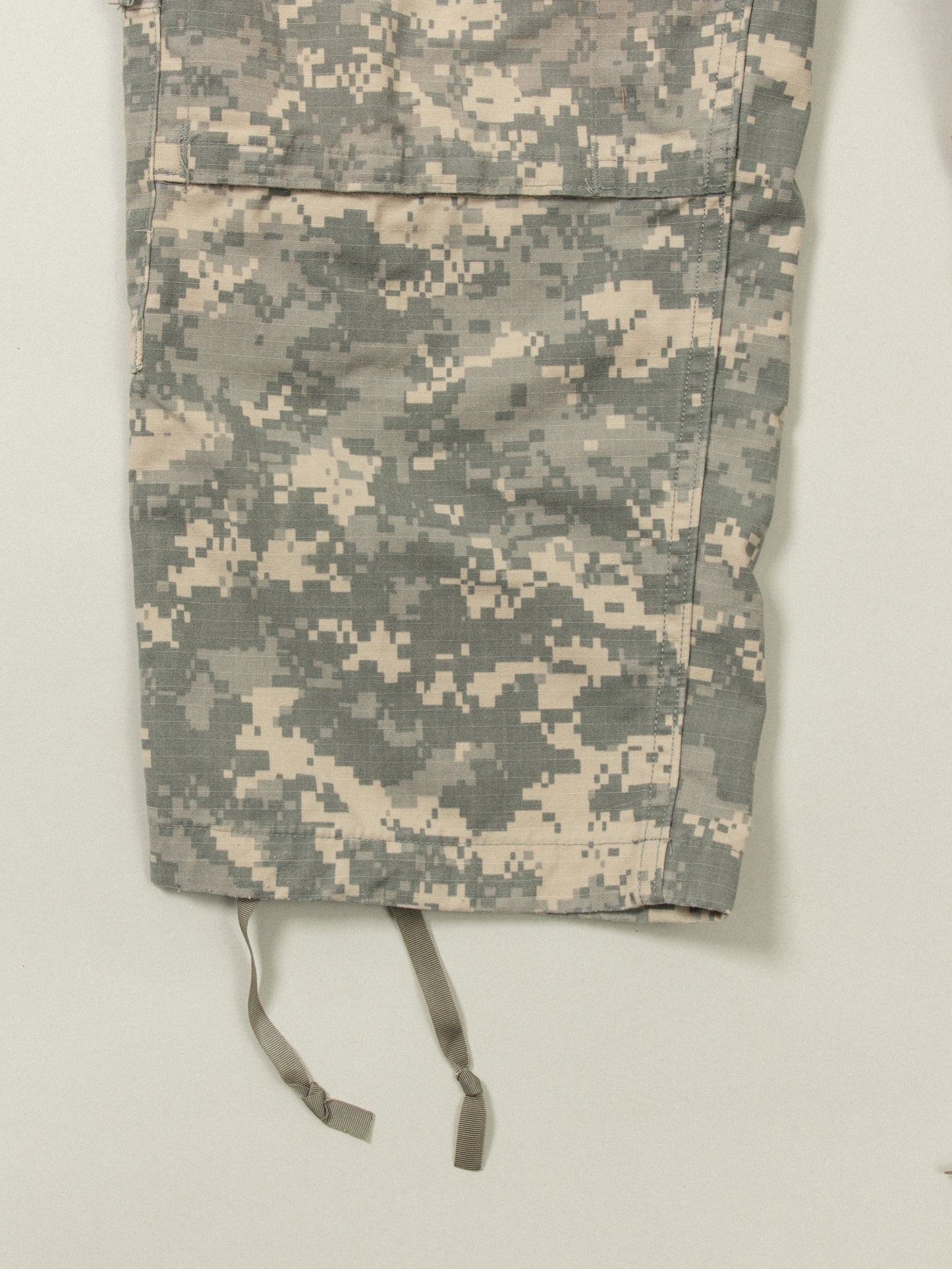 US Army Digital UCP Camo Cargo Trousers
