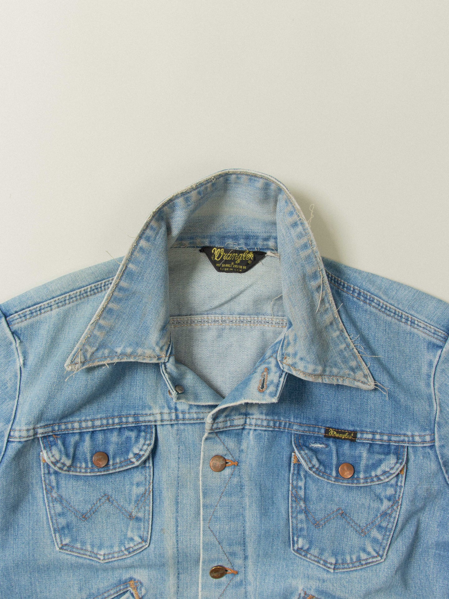 Vtg 1980s Wrangler Denim Jacket - Made in USA (M)