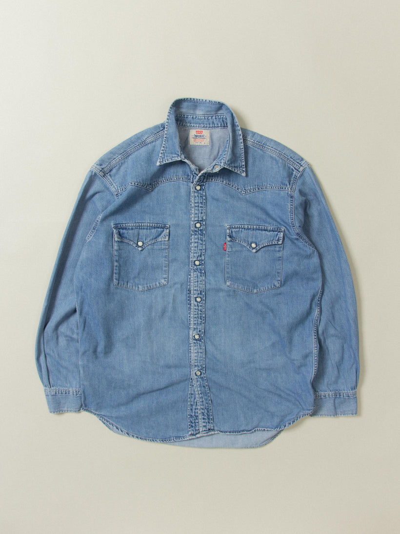 Vtg Levi's Denim Shirt (L)