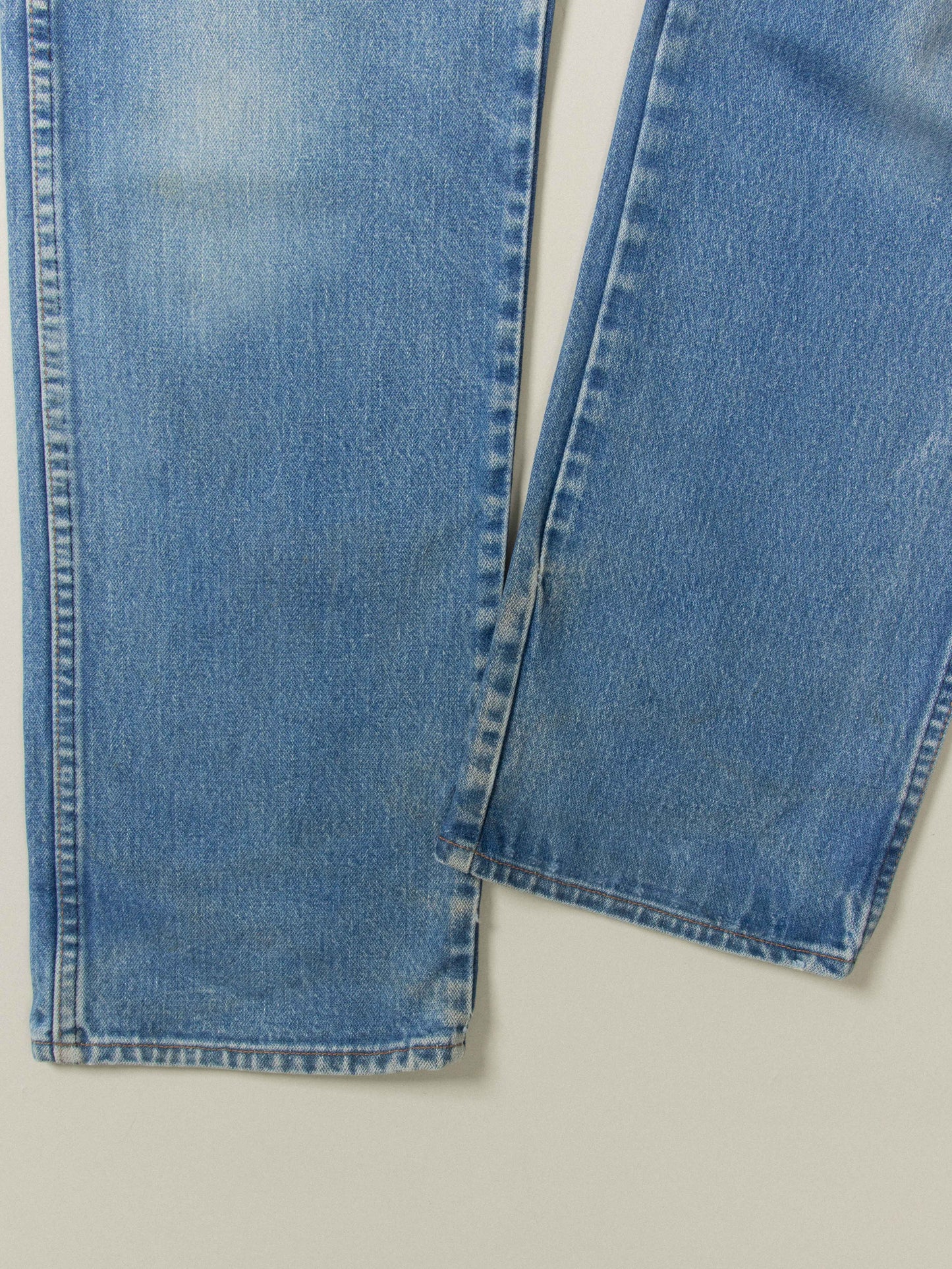 Vtg Wrangler Straight Cut Jeans - Made in USA (33x31)