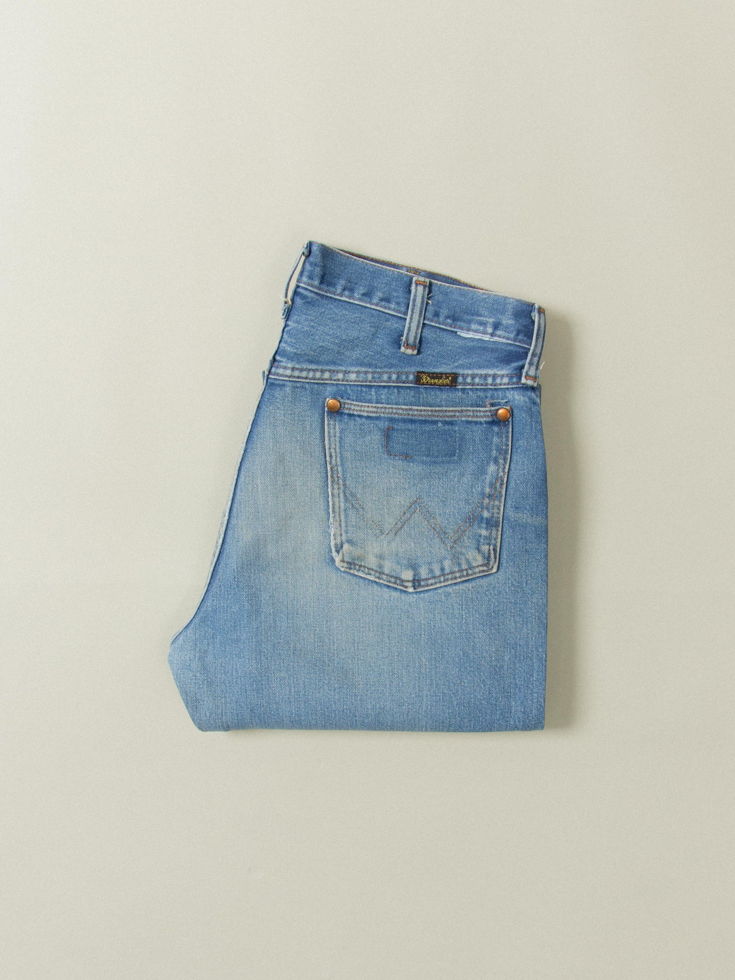 Vtg Wrangler Straight Cut Jeans - Made in USA (33x31)