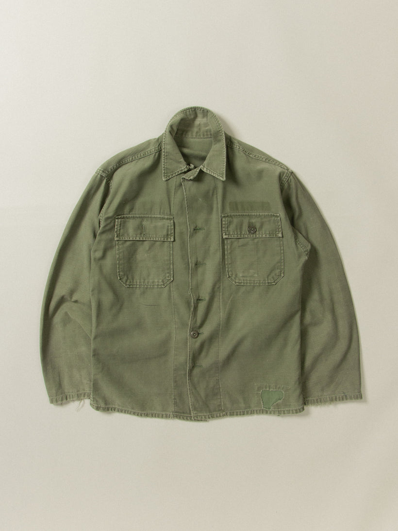 Vtg US Army OG-107 Type II Fatigue Shirt (M)