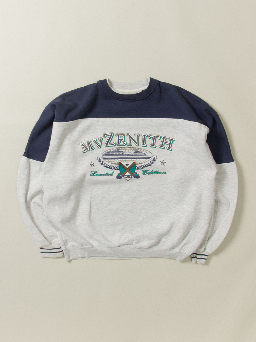 Vtg 1990s Zenith Cruise Sweatshirt (L)