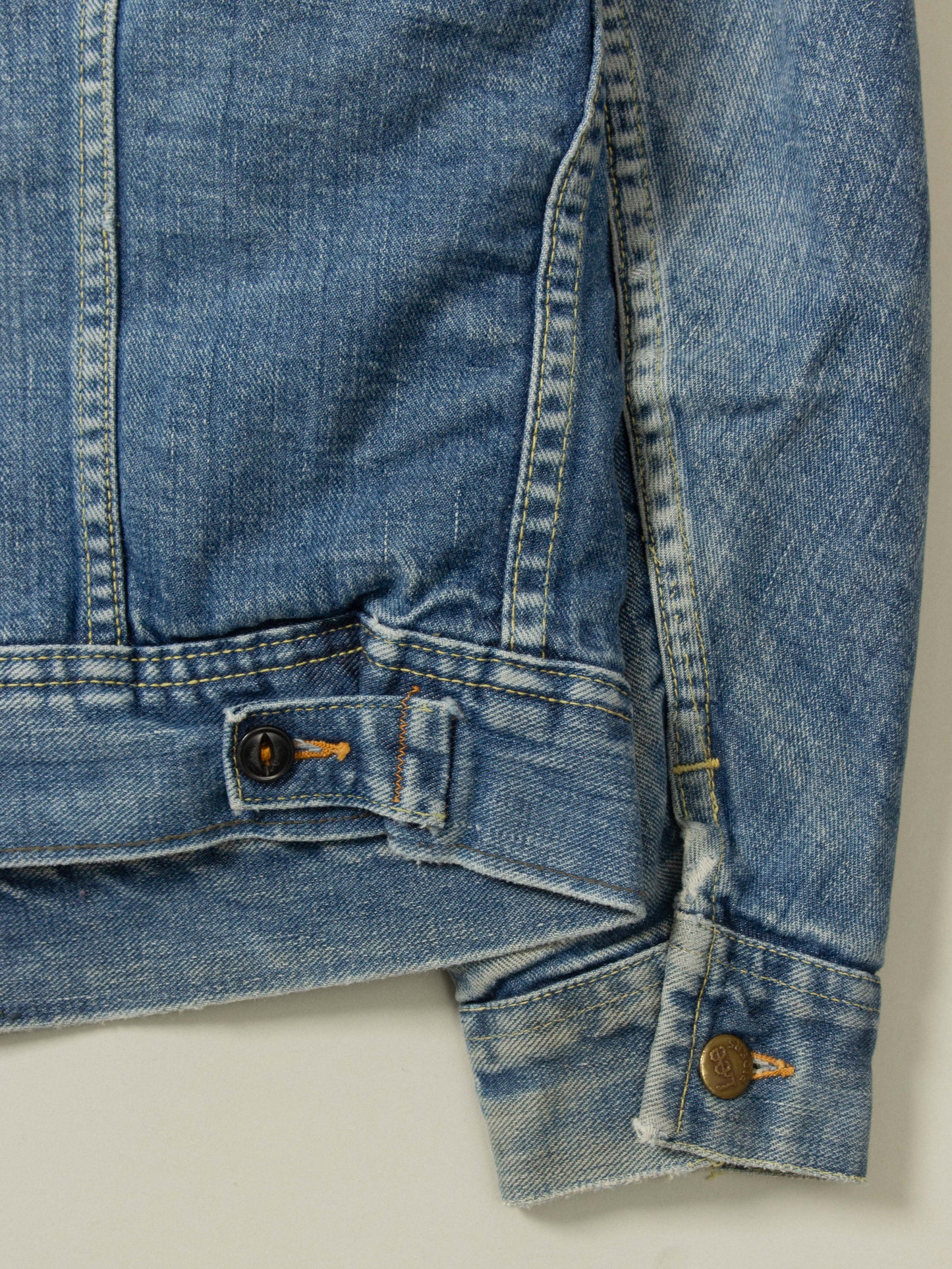 Vtg 1970s Lee Storm Rider Cat-Eye Lined Denim Jacket  - Made in USA (M)