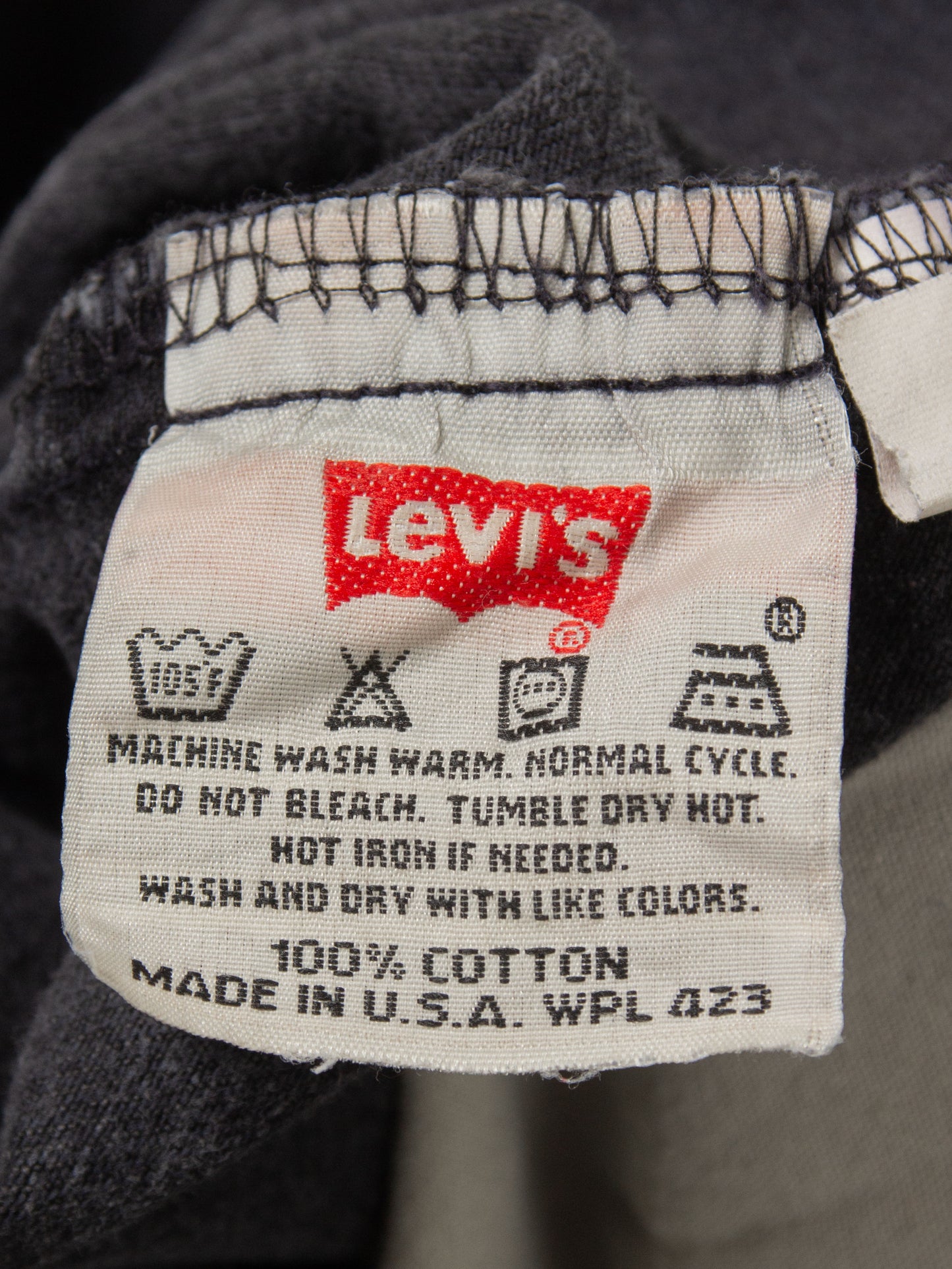 Vtg 1990s Faded Black Levi's 501 - Made in USA (32x33)
