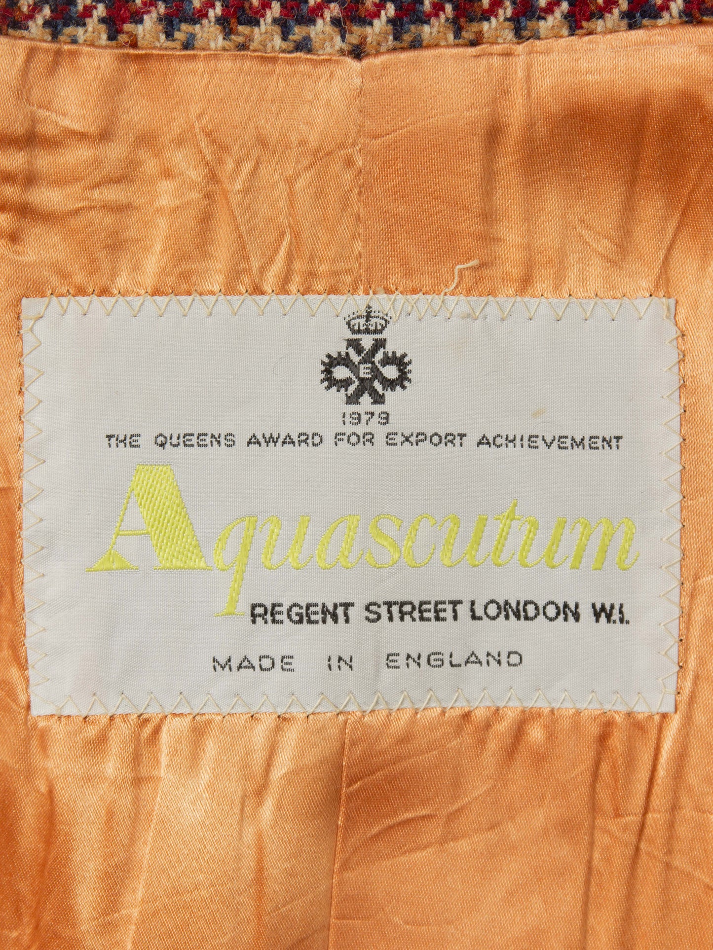 Vtg 1970s Women's Aquascutum Houndstooth Raglan Coat (M)