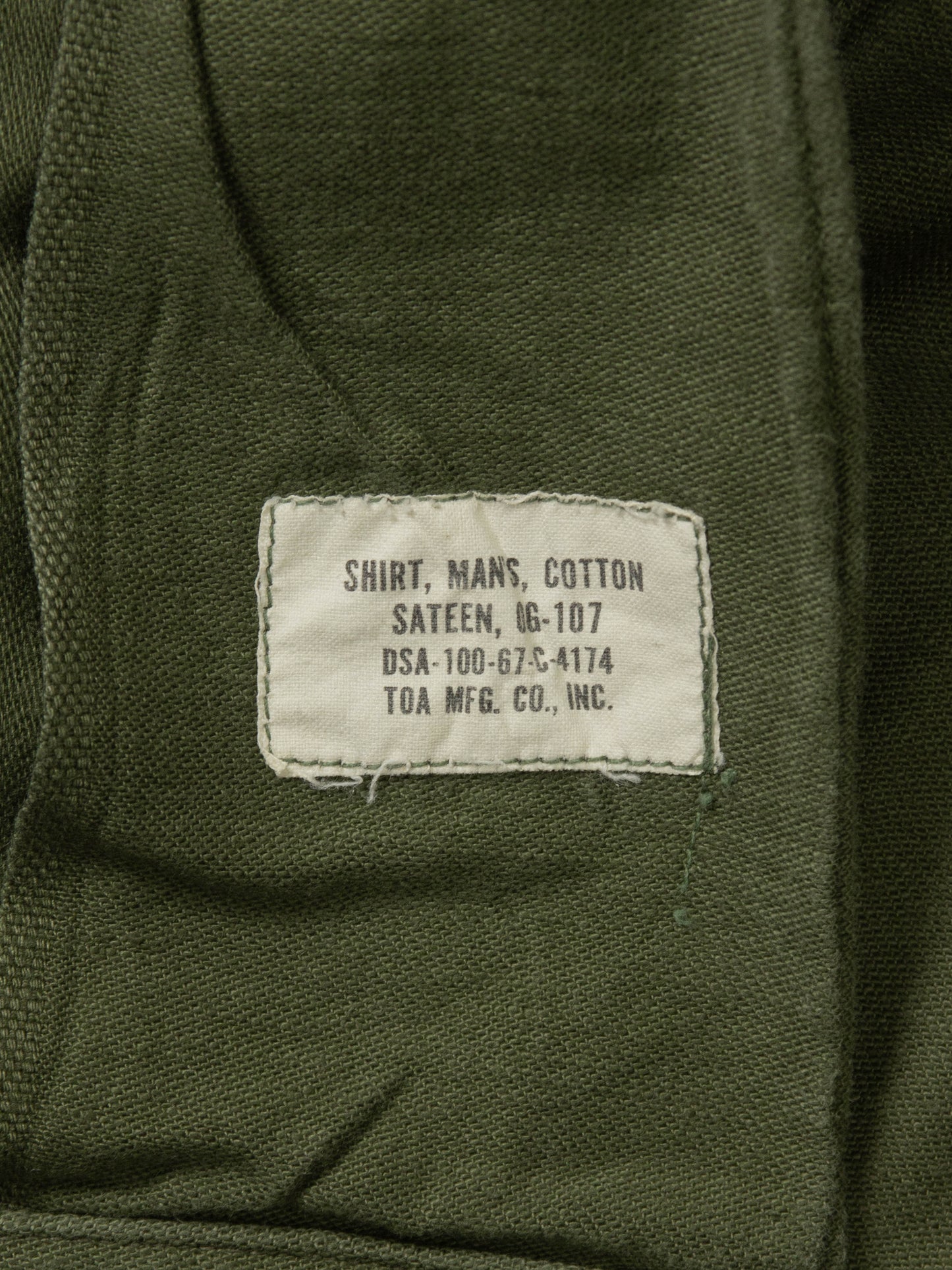 Vtg 1960s US Army OG-107 Fatigue Shirt (M)