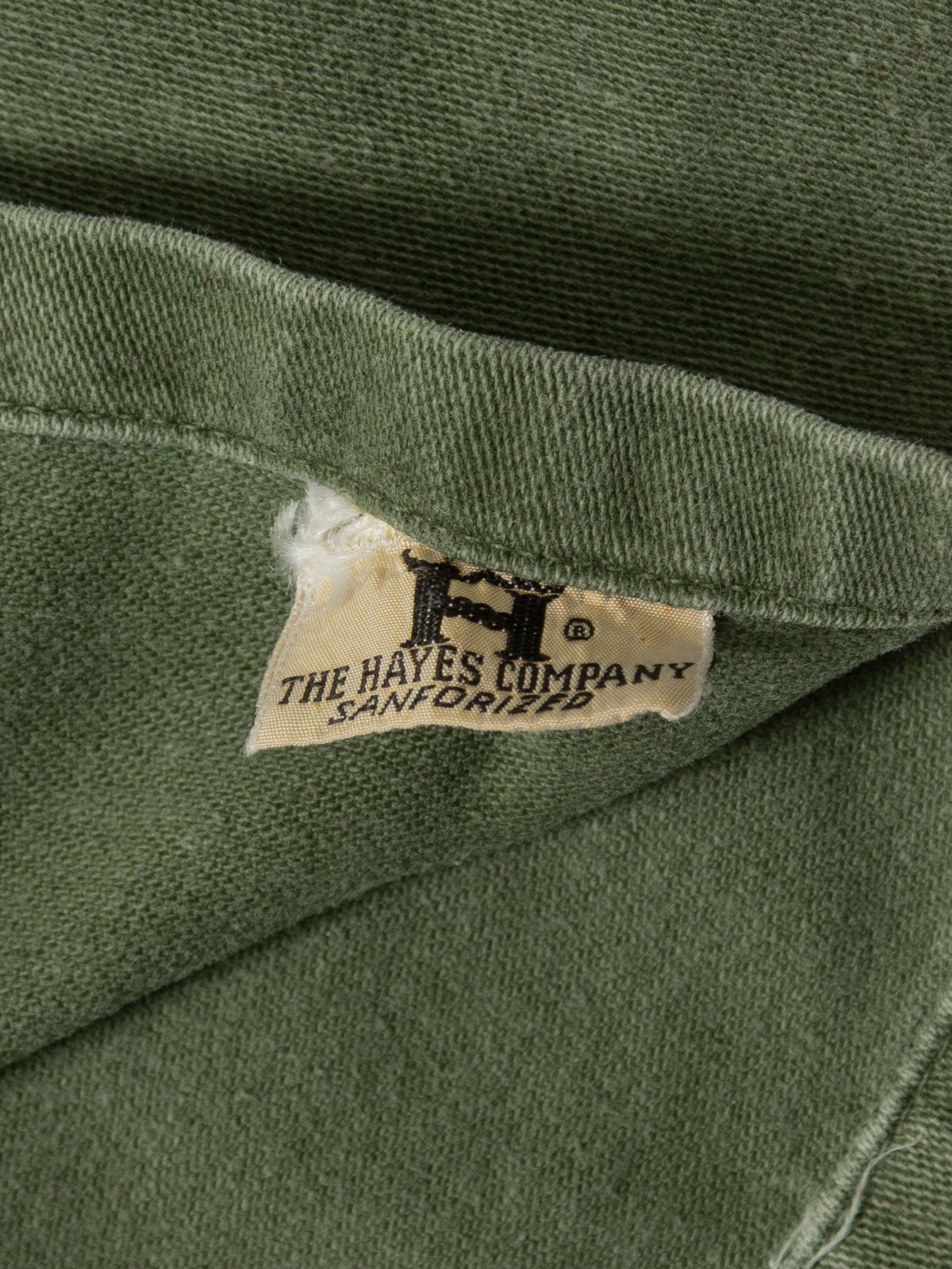 Vtg 1960s US Army OG-107 Fatigue Shirt (XS)