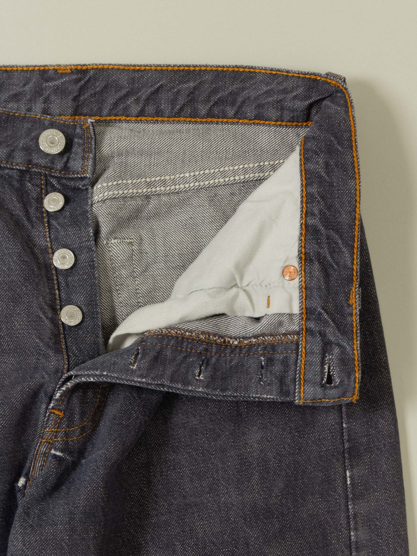 Vtg 1990s Levi's 501 Jeans (28x31)