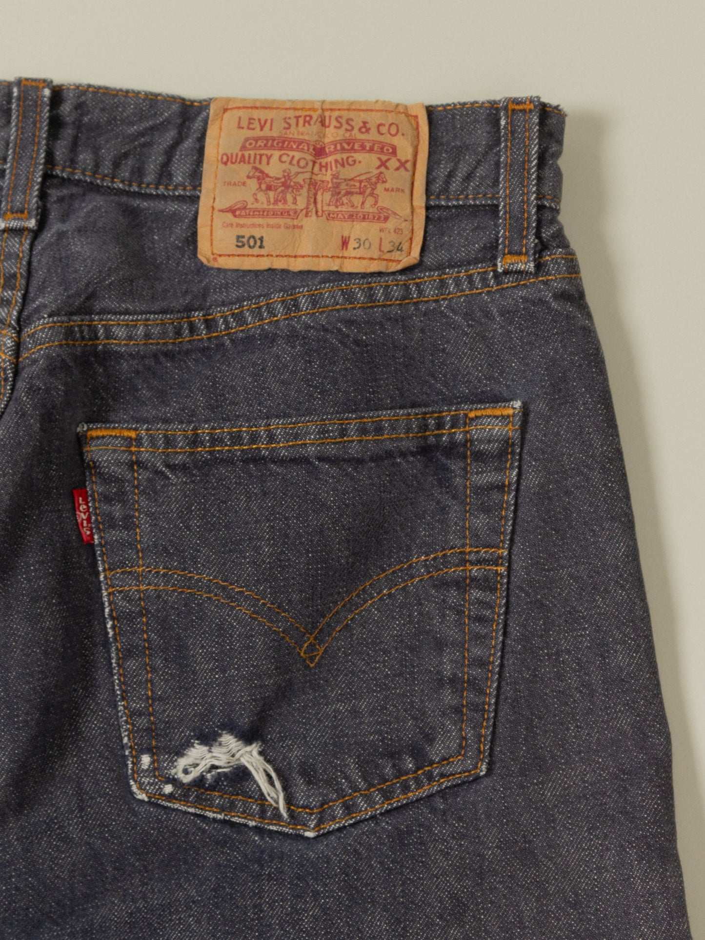 Vtg 1990s Levi's 501 Jeans (28x31)