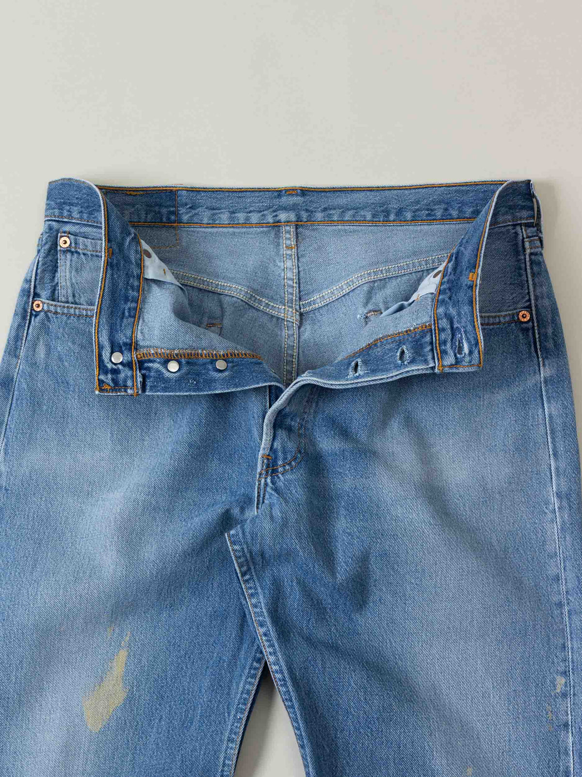Vtg 1990s Levi's 501 Jeans – Made in USA (34x30)
