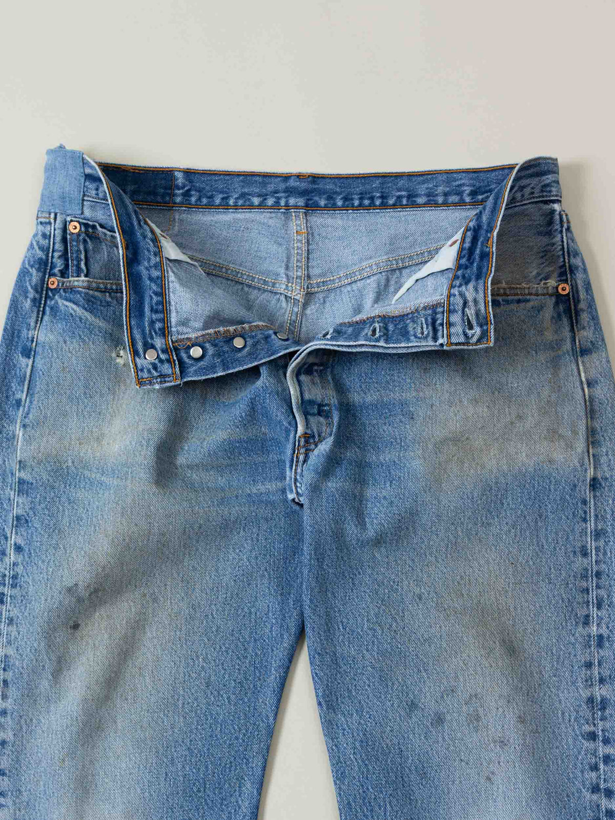 Vtg 1990s Levi's 501 Jeans – Made in USA (34x28)