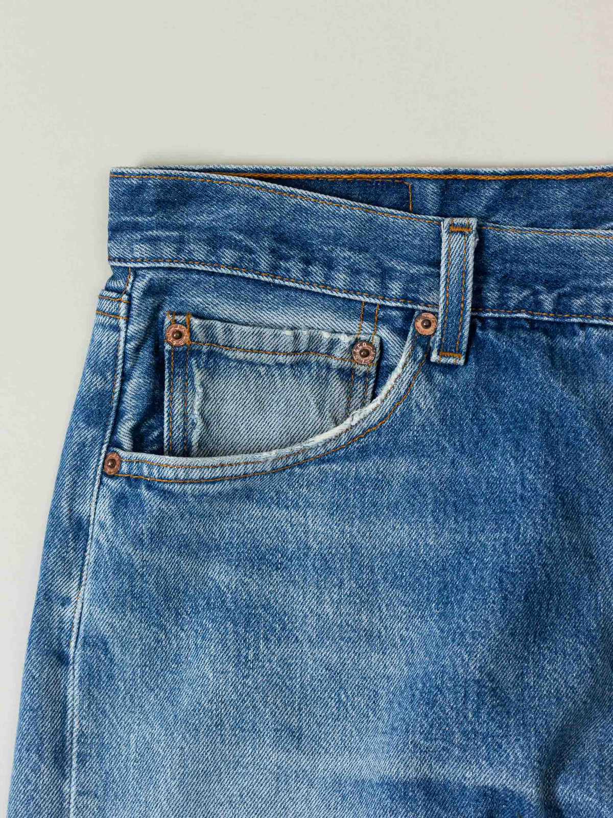 Vtg 1990s Levi's 501 Jeans – Made in USA (34x28)