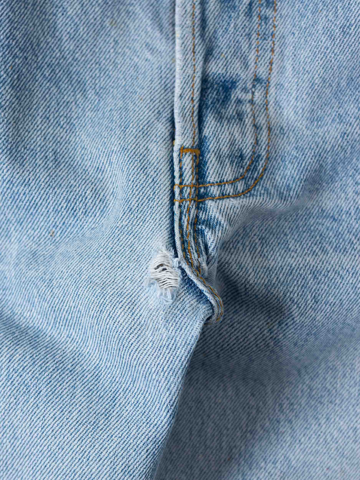 Vtg 1990s Levi's 501 Jeans – Made in USA (32x32)