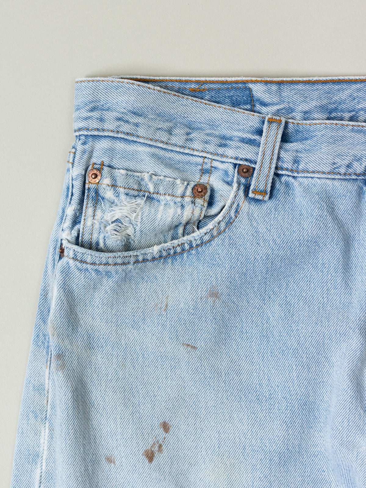 Vtg 1990s Levi's 501 Jeans – Made in USA (34x30)