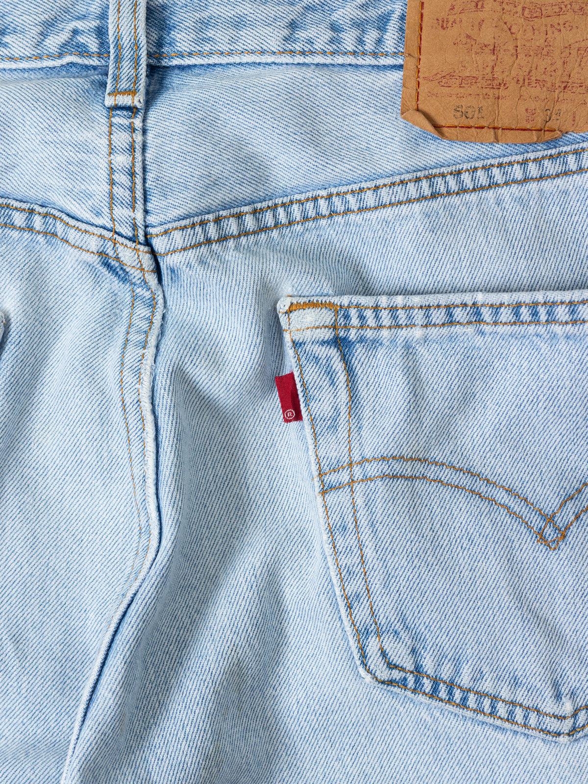 Vtg 1990s Levi's 501 Jeans – Made in USA (34x30)