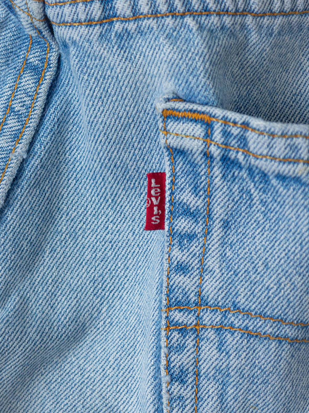 Vtg 1990s Levi's 501 Patched Jeans – Made in USA (32x32)