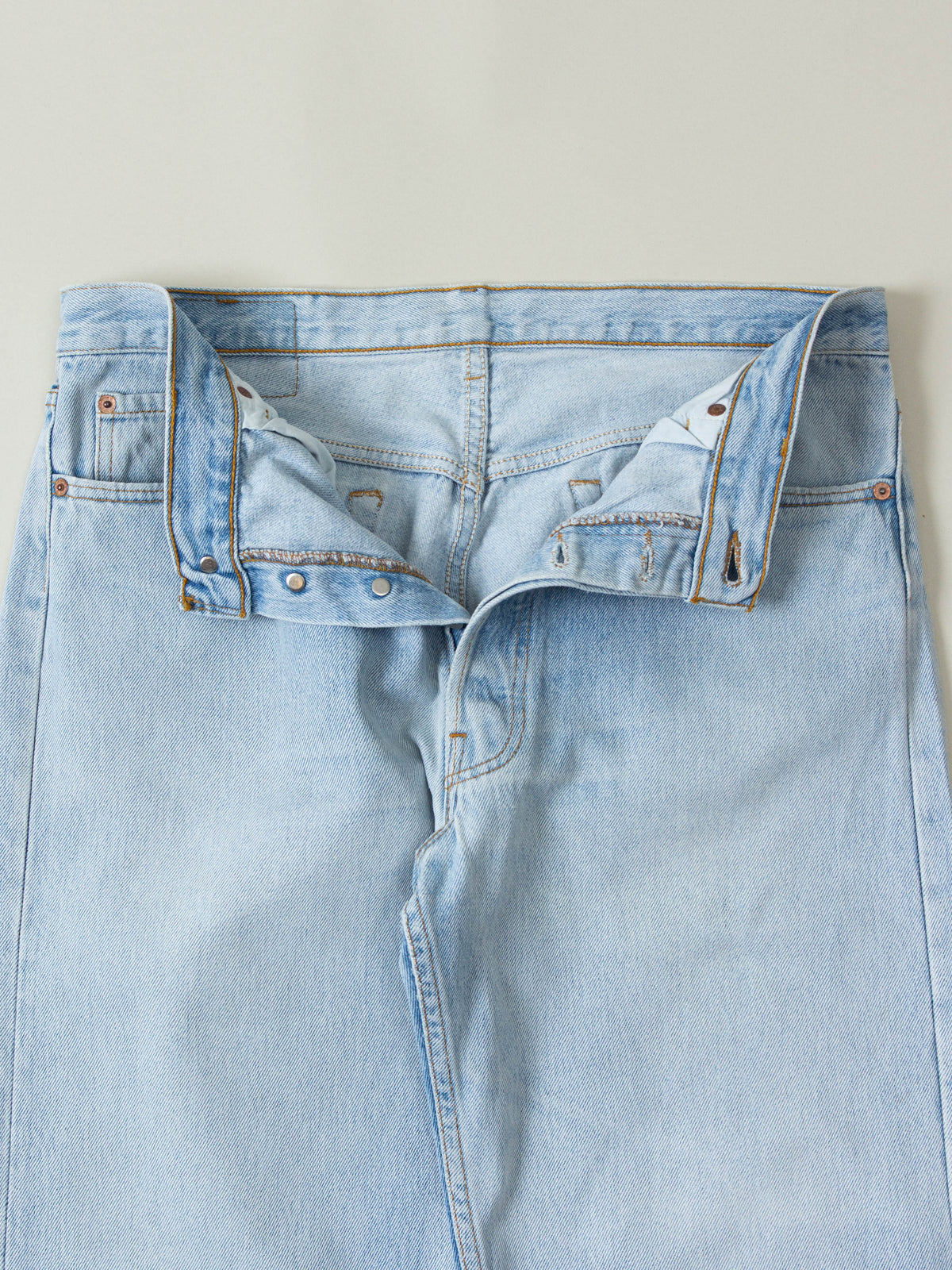 Vtg 1990s Levi's 501 Jeans – Made in USA (34x29)