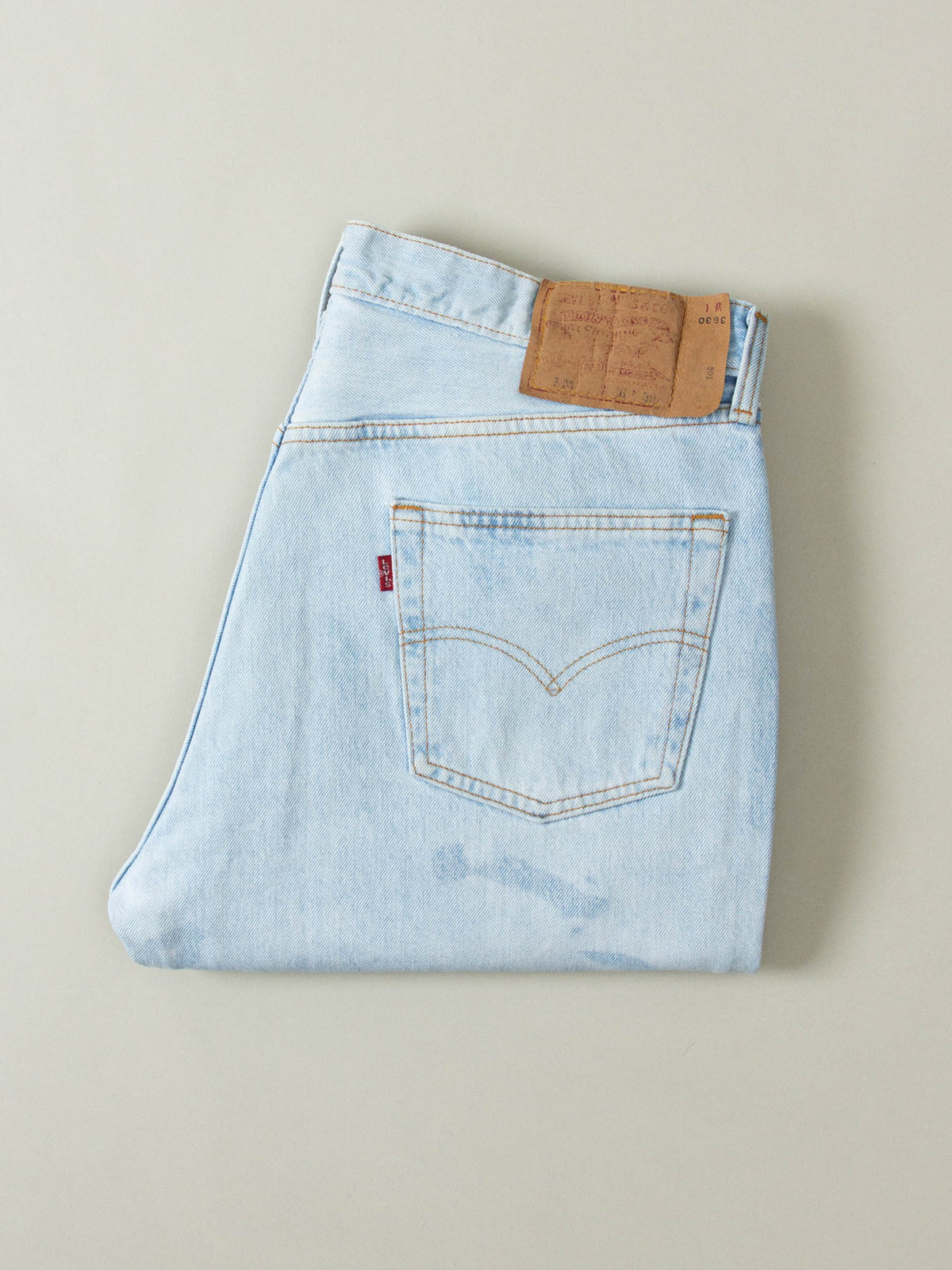 Vtg 1990s Levi's 501 Jeans – Made in USA (36x31)