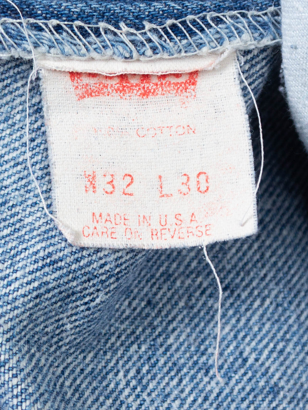 Vtg 1980s Levi's 501 Jeans/Shorts – Made in USA (32x26)