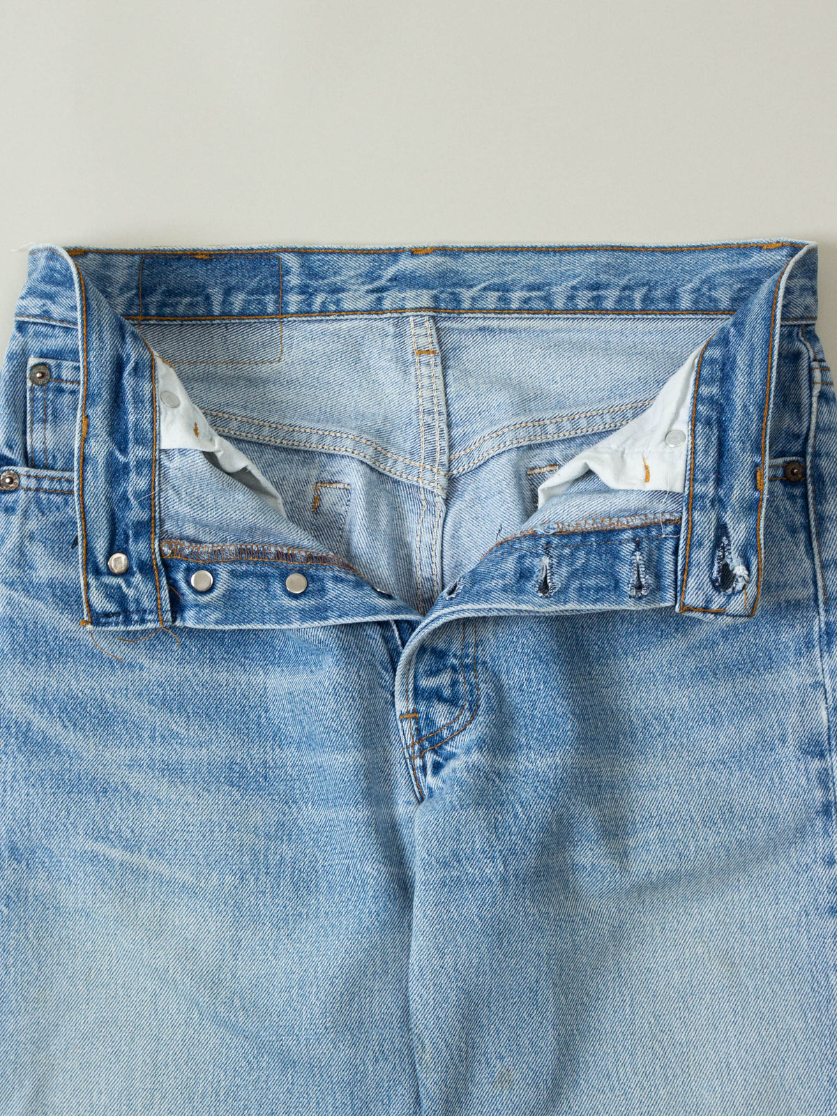 Vtg 1990s Levi's 501 Jeans - Made in USA (30x29)