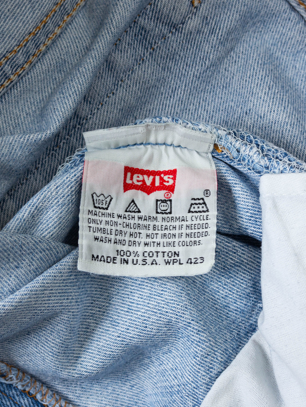 Vtg 1990s Levi's 501 Women's Jeans - Made in USA (26x32)