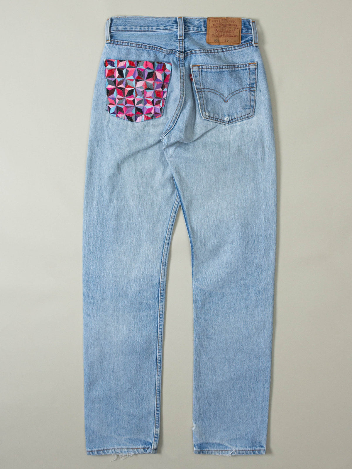 Vtg 1990s Levi's 501 Women's Jeans - Made in USA (26x32)