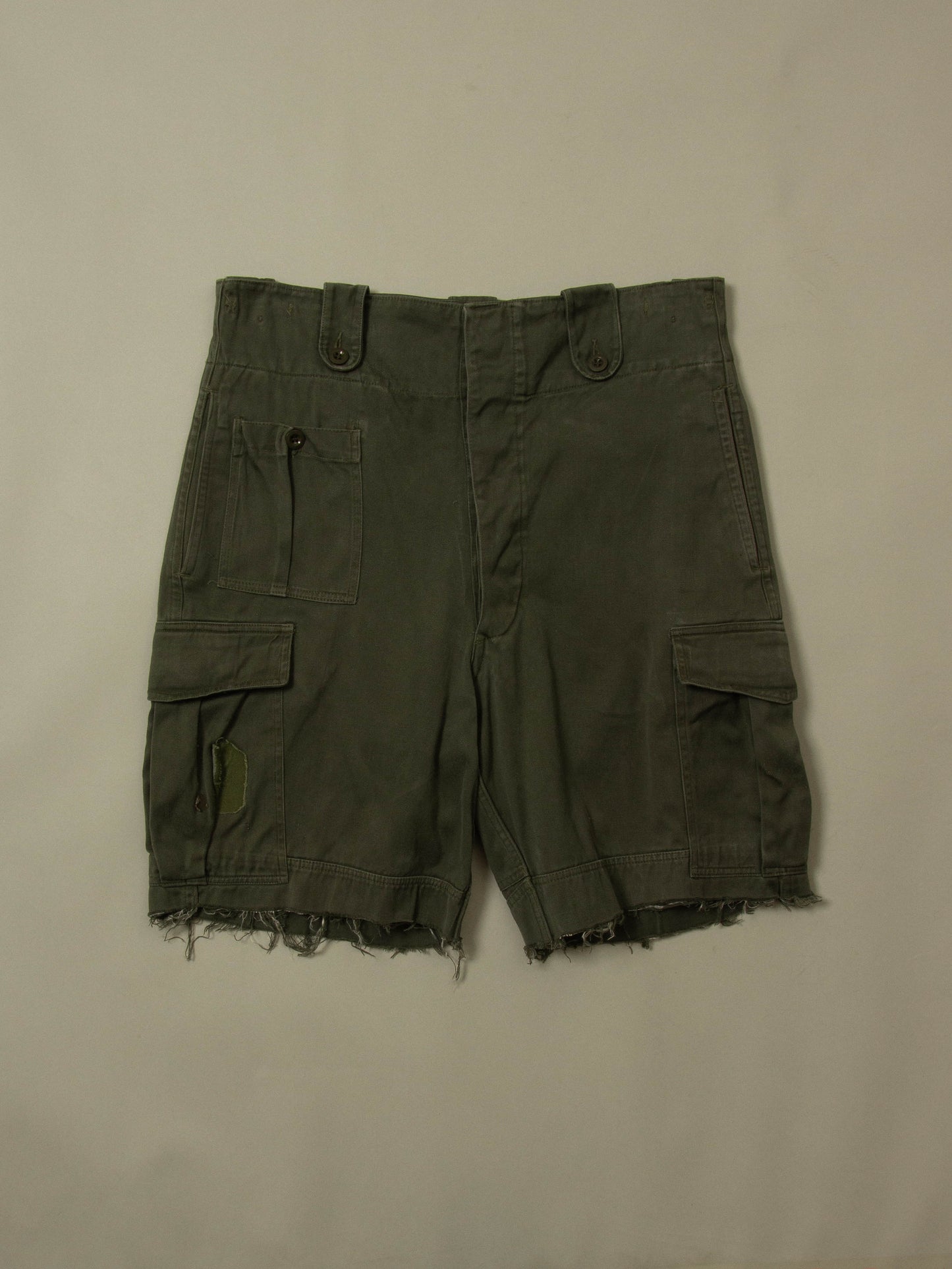 Vtg 1960s Army Cargo Shorts (34-36")