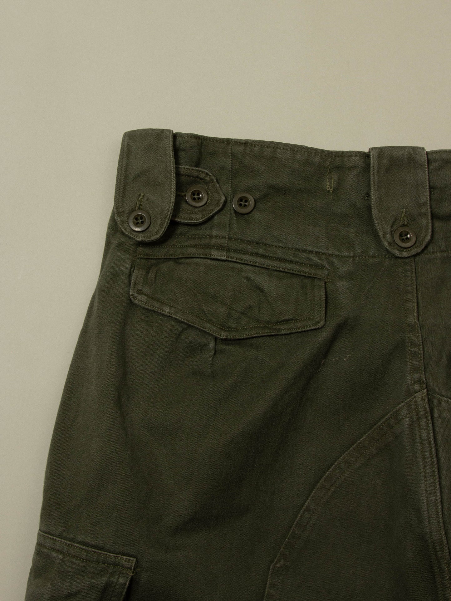 Vtg 1960s Army Cargo Shorts (34-36")