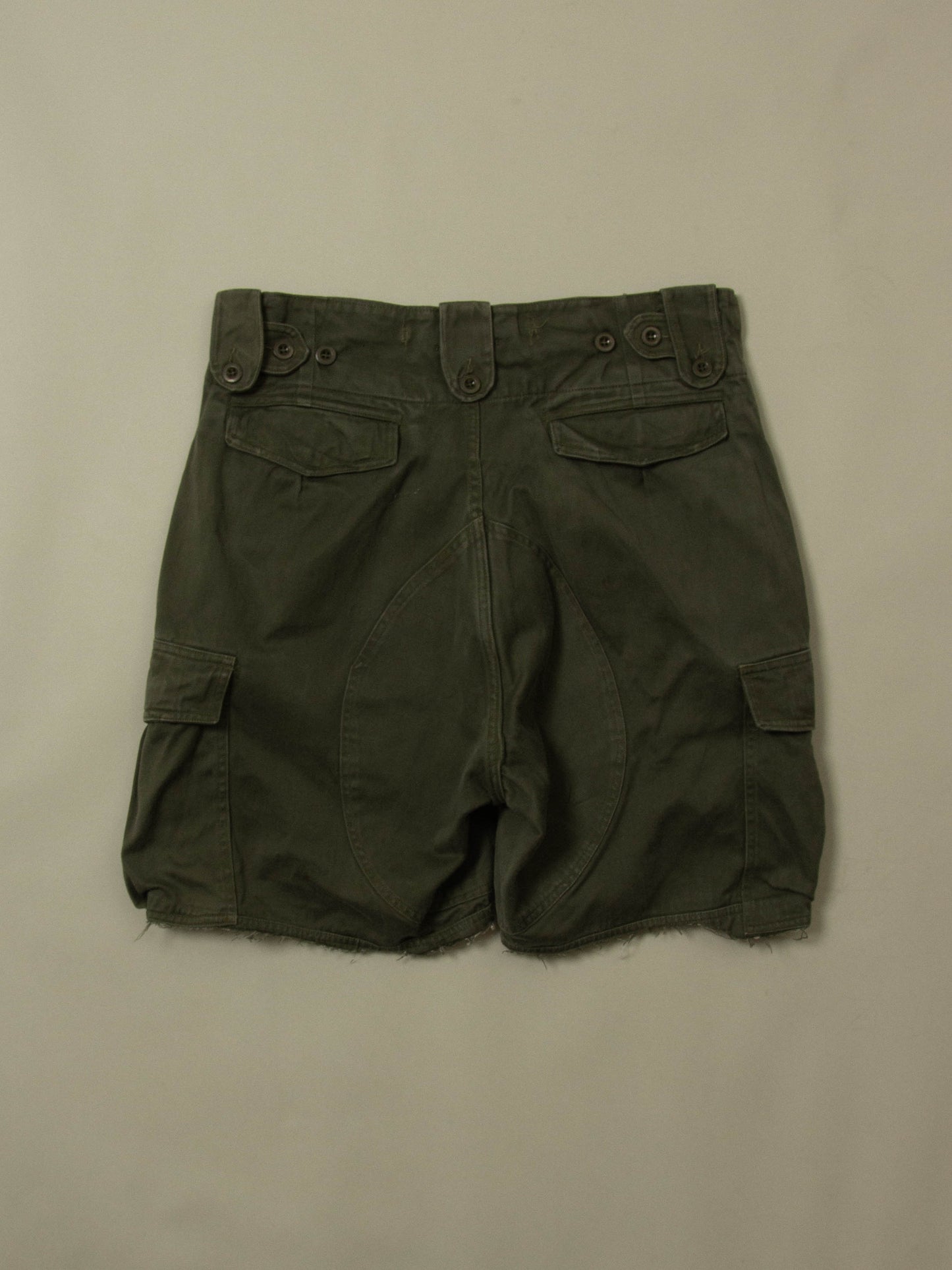Vtg 1960s Army Cargo Shorts (34-36")