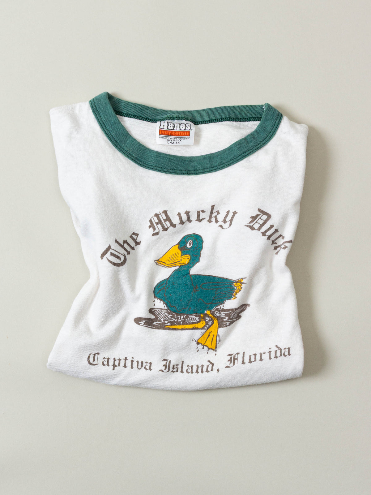 Vtg 1980s 'The Mucky Duck' Ringer Tee – Made in USA (M)