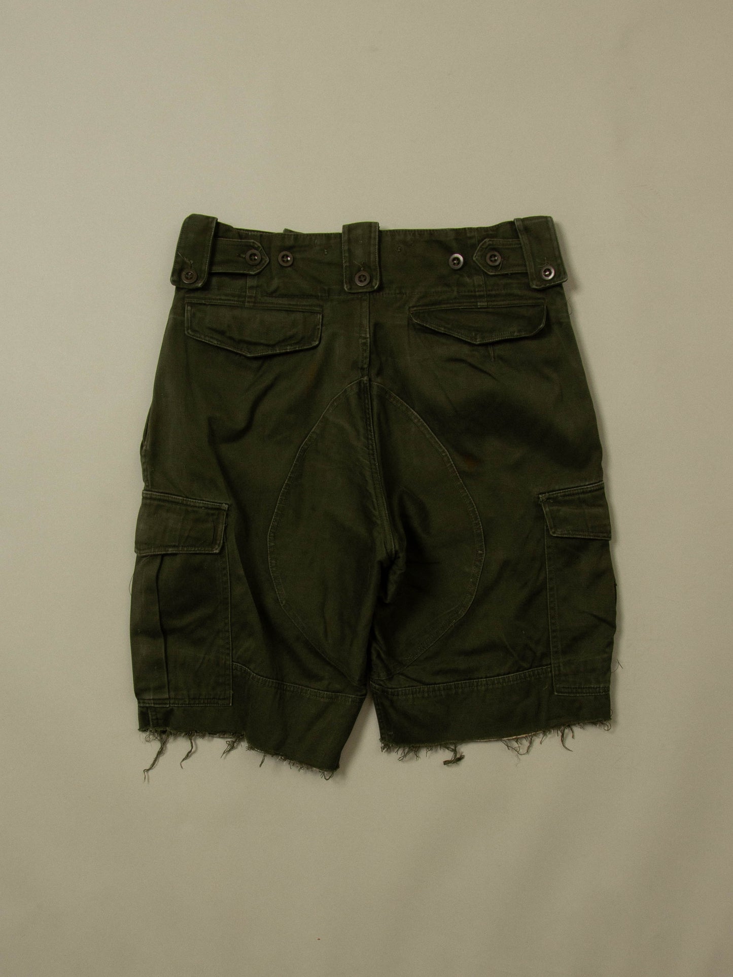 Vtg 1960s Army Cargo Shorts (32-34")