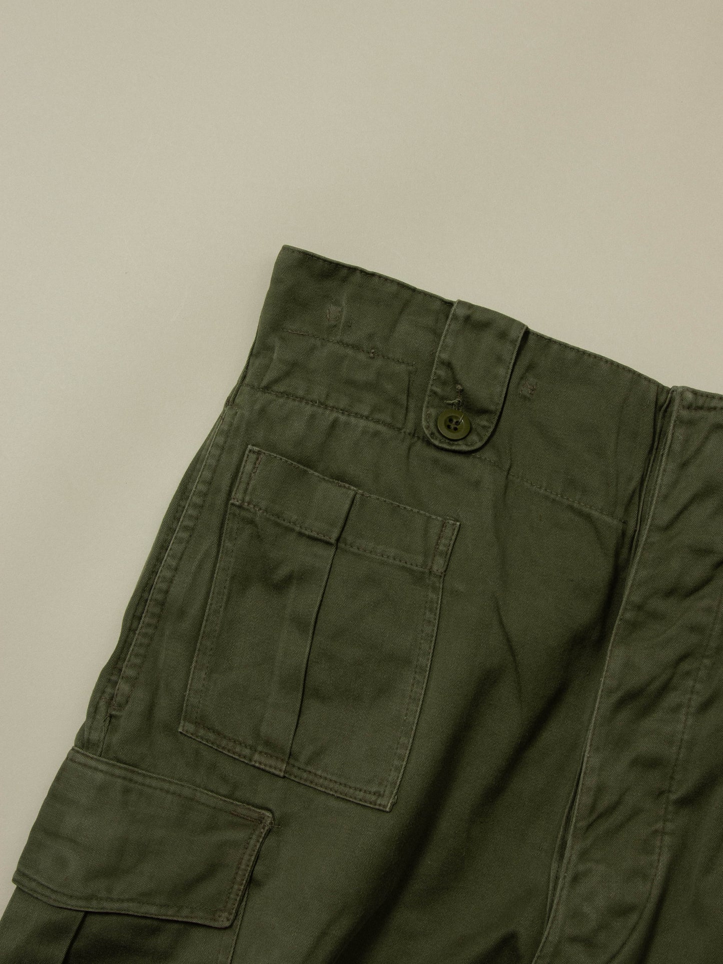 Vtg 1960s Army Cargo Shorts (34-36")
