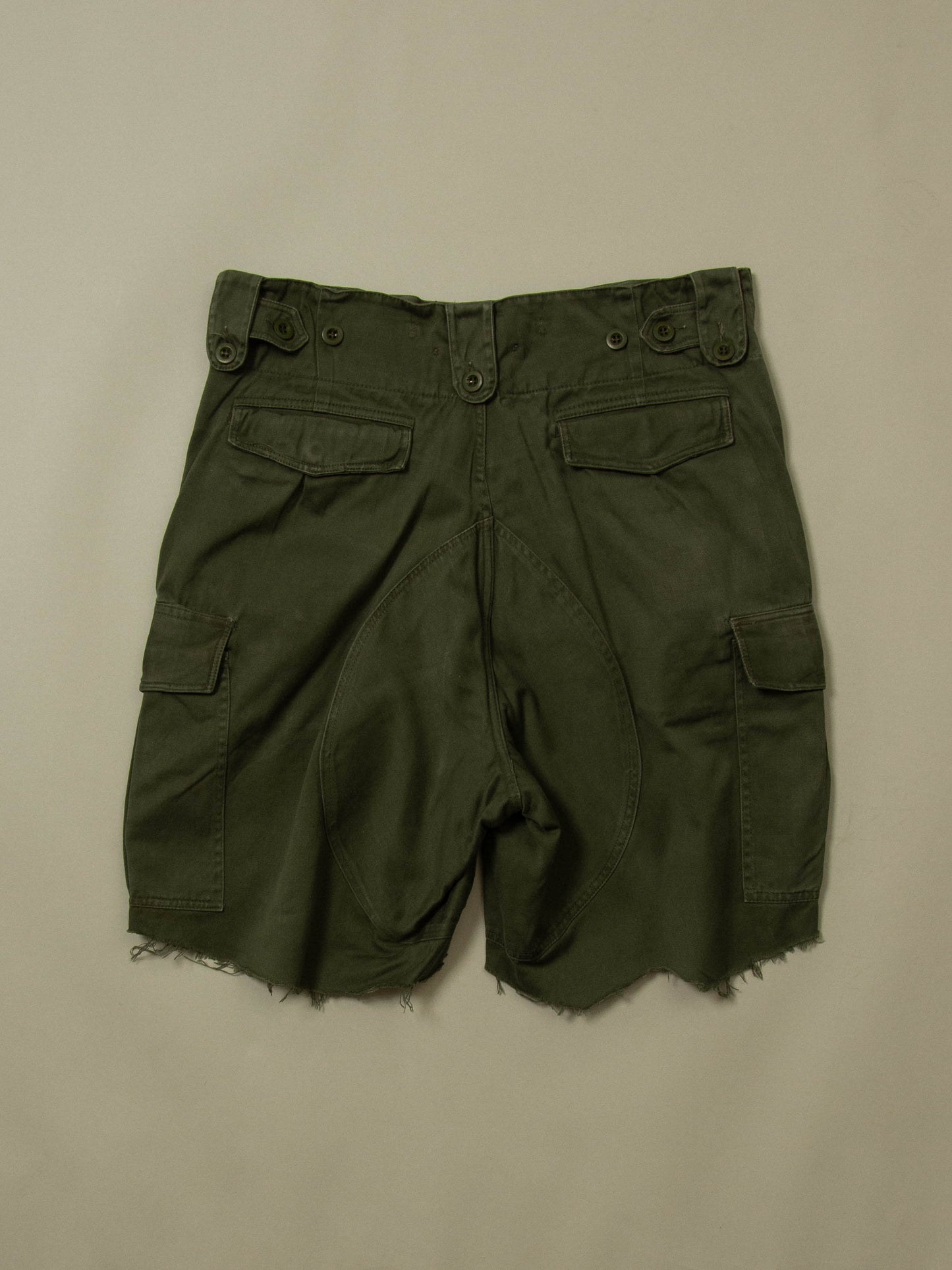 Vtg 1960s Army Cargo Shorts (34-36")