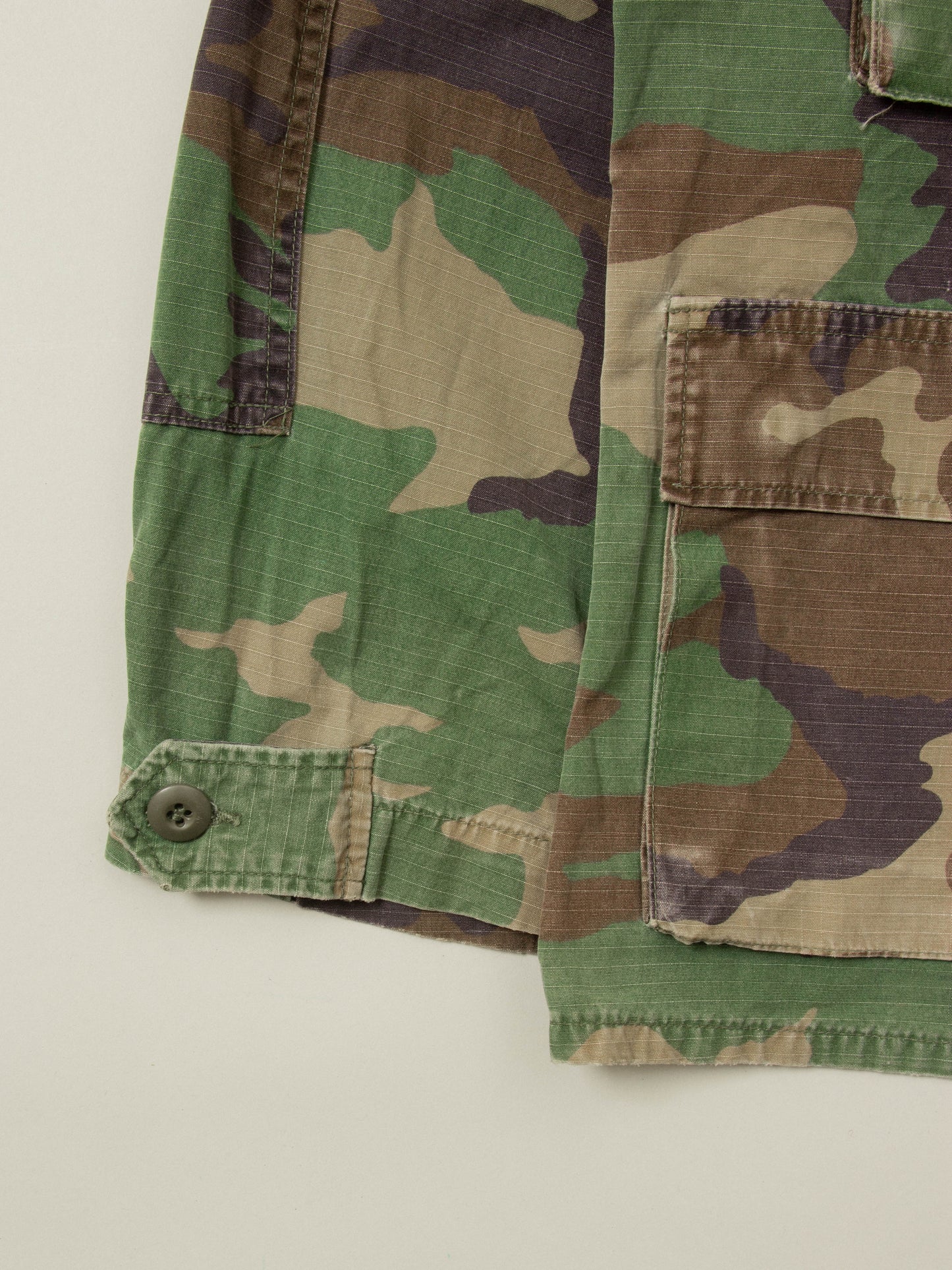 Vtg 1980s US Army Ripstop Woodland Camo Jacket (S-Short)