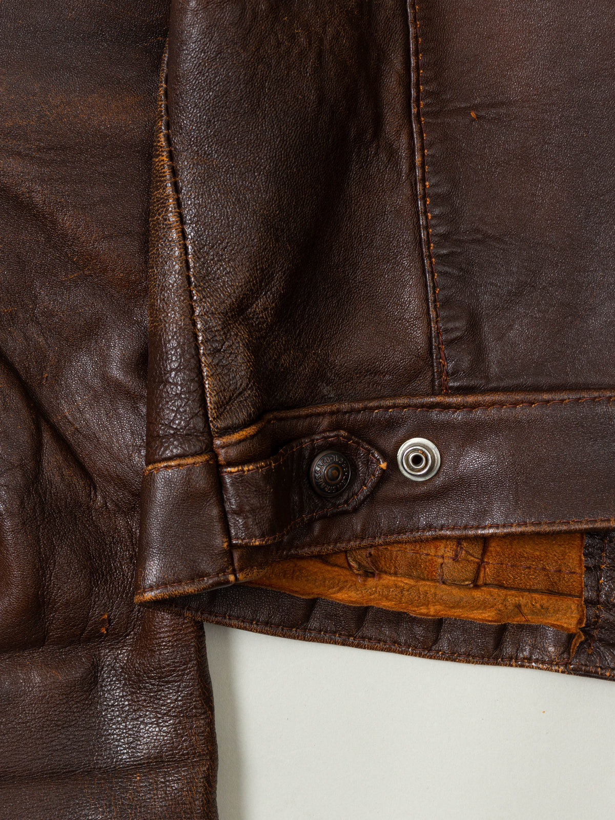 Vtg 1960s Levi's 'Short Horn' Big E Leather Jacket - Made in USA (S)