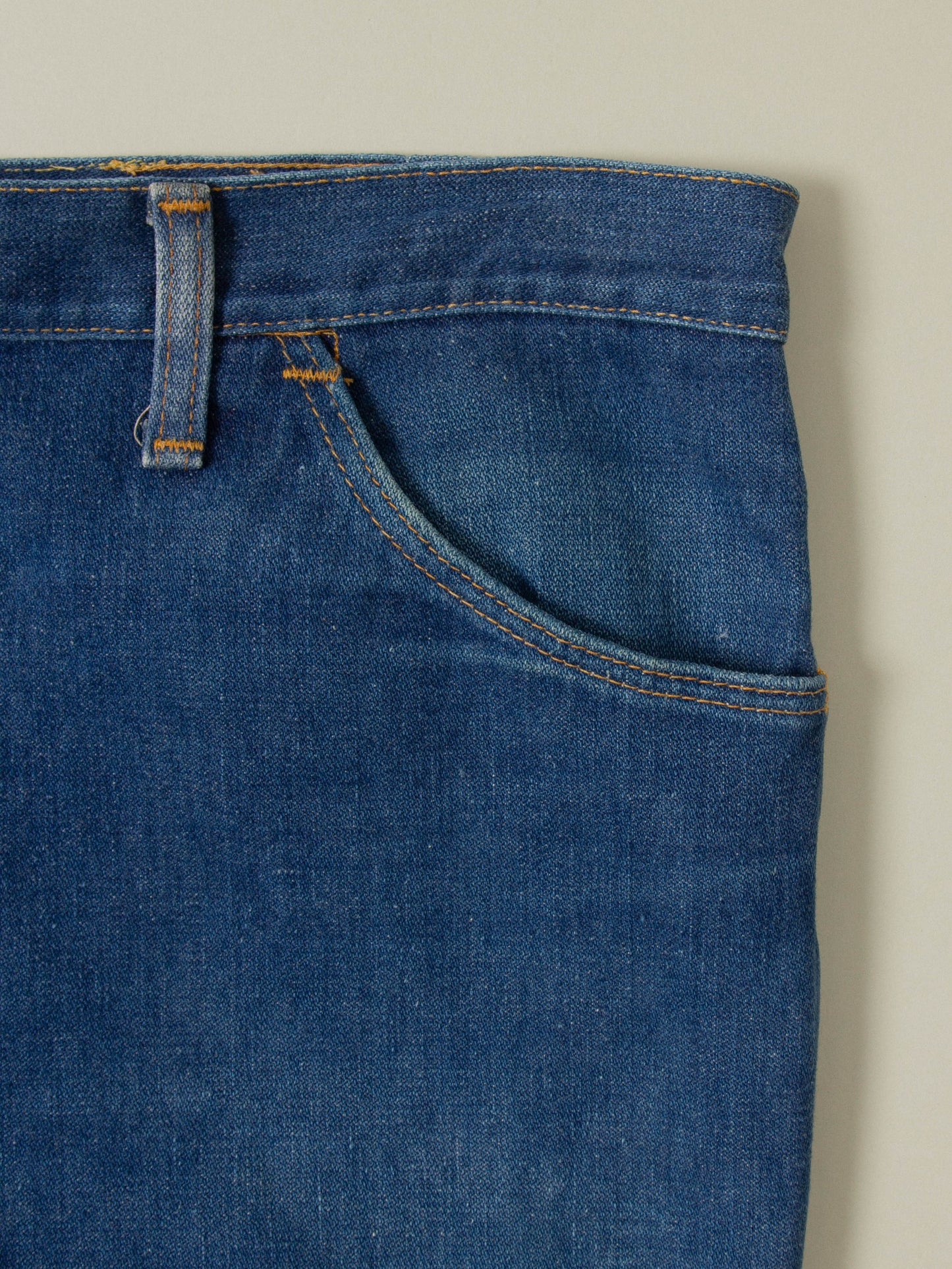 Vtg 1970s Bootcut Wrangler Jeans – Made in USA (38x32)