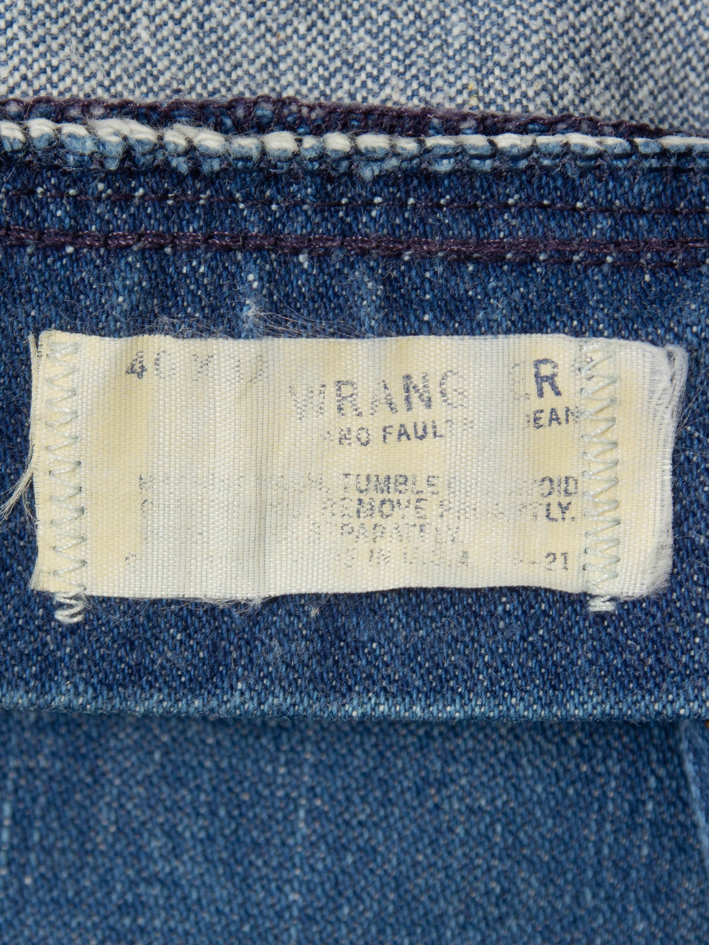 Vtg 1970s Bootcut Wrangler Jeans – Made in USA (38x32)