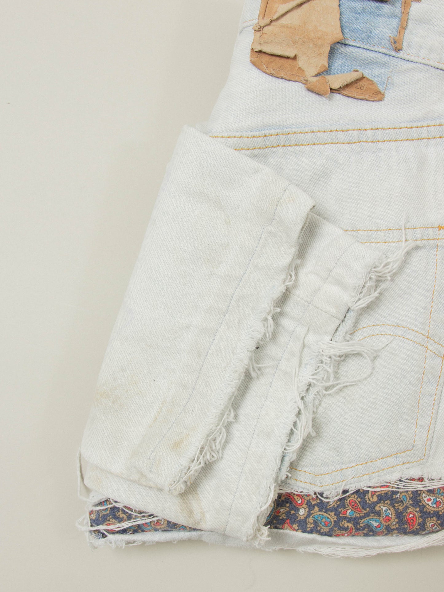 Vtg Customized Levi's 501 Jeans - Made in France (28x26)