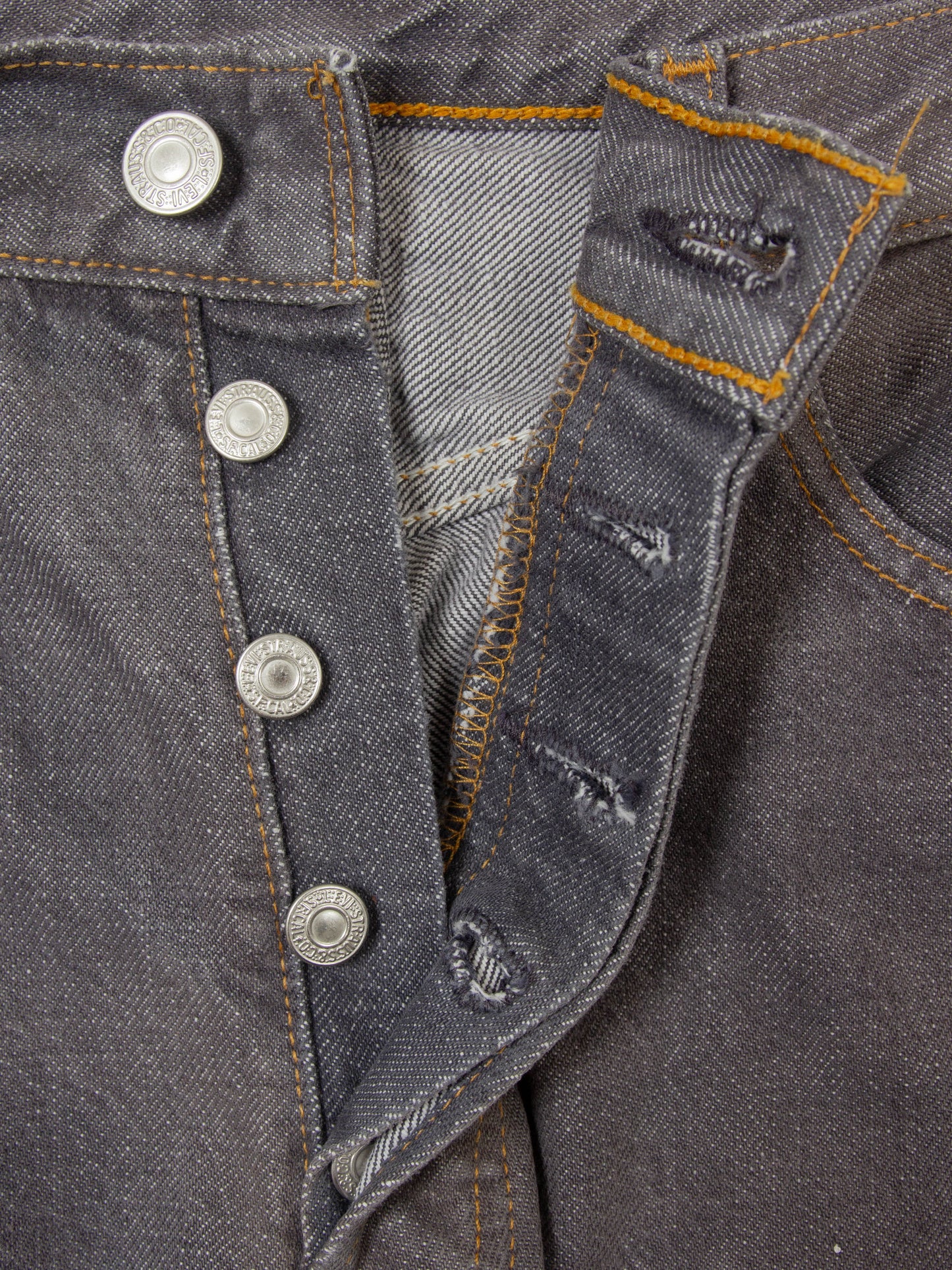 Vtg Levi's 501 Jeans (28x29)