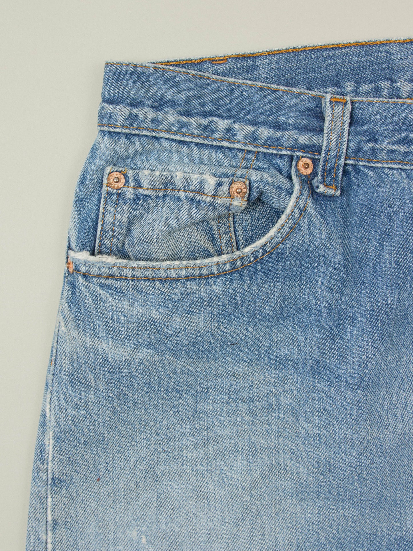 Vtg 1980s Levi's 501 - Made in USA (34x32)